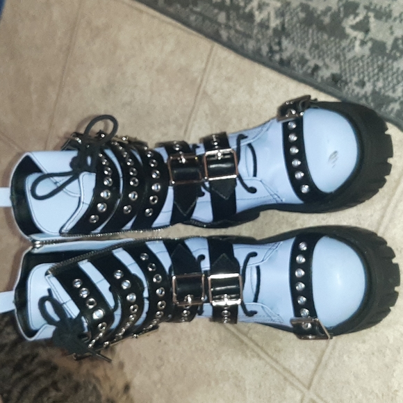 Platform buckle boots dollskill - Picture 2 of 4